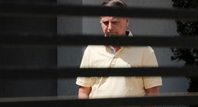 Supremo Brasileño mantiene la condena de 27 años a Bolsonaro tras rechazar sus recursos