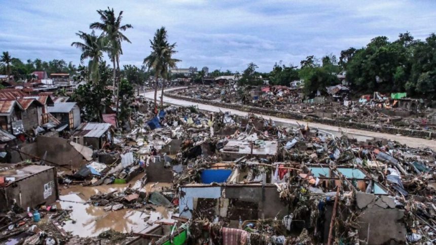 Tifón Kalmaegi devasta Filipinas: Deja tres víctimas fatales y doce desaparecidos 1 Tifón Kalmaegi