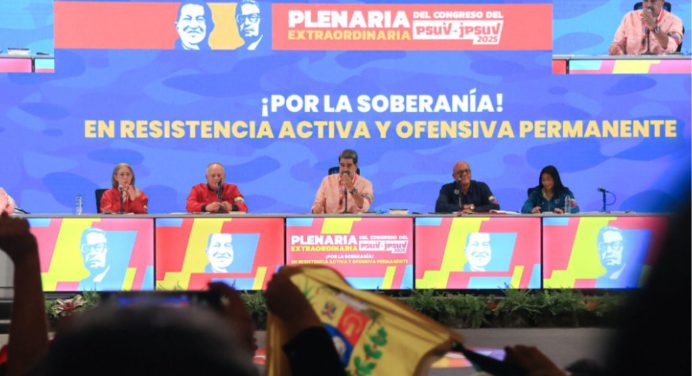 Reestructuración en el PSUV: Propuesta de simplificación a siete secretarías