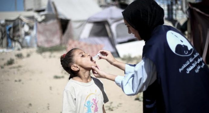 UNICEF denuncia la interferencia israelí en la vacunación de 40.000 niños