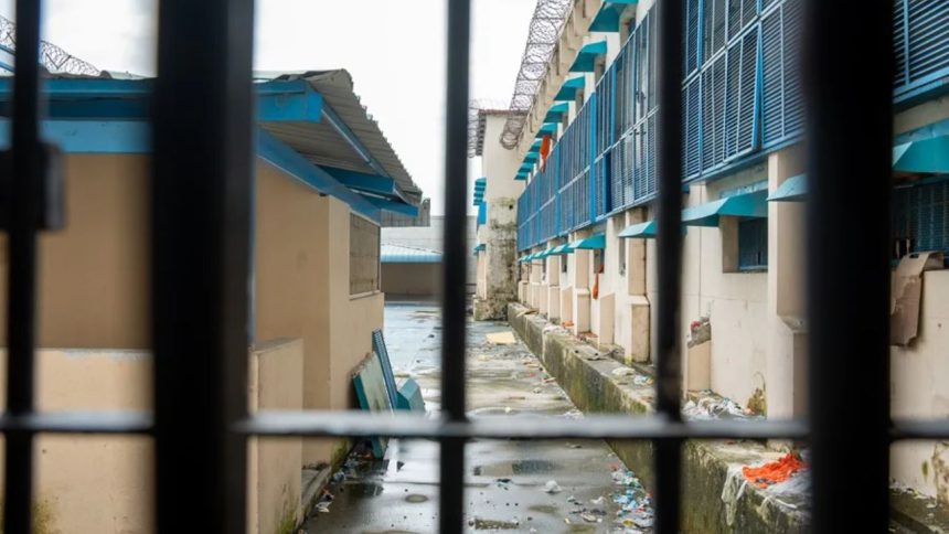 Al menos 10 reos mueren por tuberculosis, en cárcel más poblada de Ecuador 1 por tuberculosis