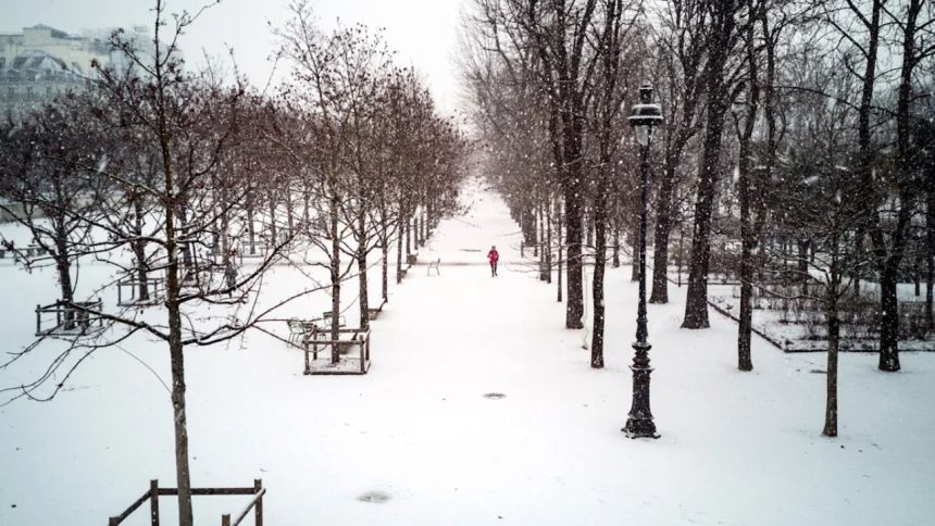 Francia en alerta amarilla: Nieve y hielo afectan a más de la mitad del país 1 Francia en alerta amarilla
