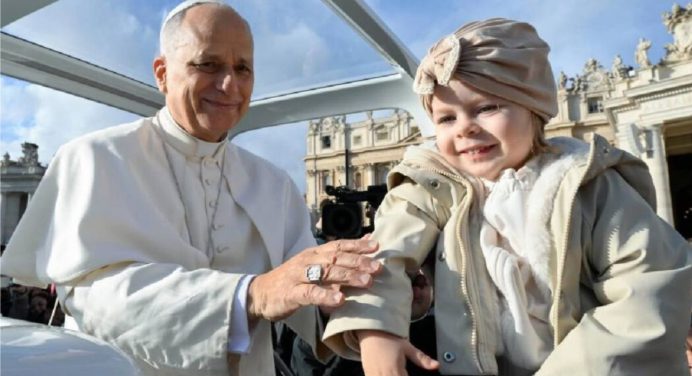 El papa hace un llamado a la protección y acogida de todos los niños concebidos