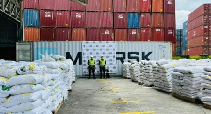 Catorce toneladas de cocaína incautadas en el principal puerto del Pacífico colombiano