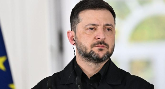 Zelenski a los negociadores: Detengamos el derramamiento de sangre con garantías