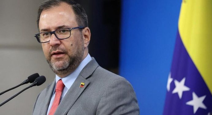 Venezuela rechaza amenaza de Trump sobre su espacio aéreo