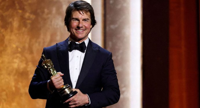 Tom Cruise recibe el Oscar honorífico: «El cine es lo que soy»
