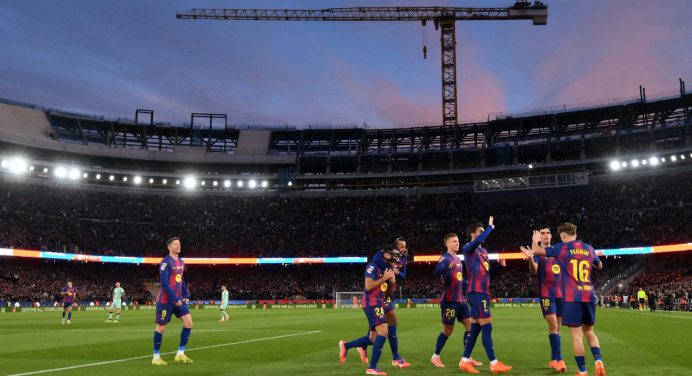 FC Barcelona goleó al Athletic Bilbao en su regreso al Camp Nou