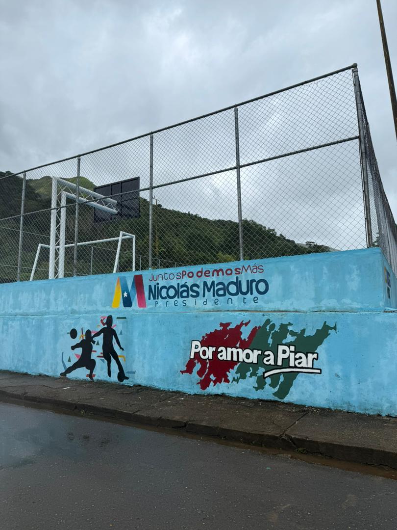 Entregan rehabilitadas dos canchas deportivas en el municipio Piar 3 canhca3