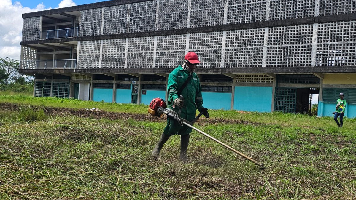 Alcaldía avanza con plan de mantenimiento y embellecimiento Maturín 2025 3 cuadrilla3