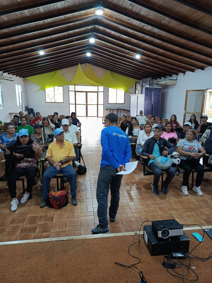 Fructífero encuentro del Fondeem con emprendedores de Caripe 2