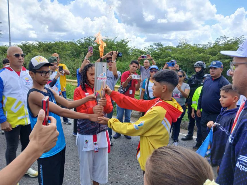 Monagas recibió el fuego patrio de los Juegos Nacionales Comunales 2025 1 fuego