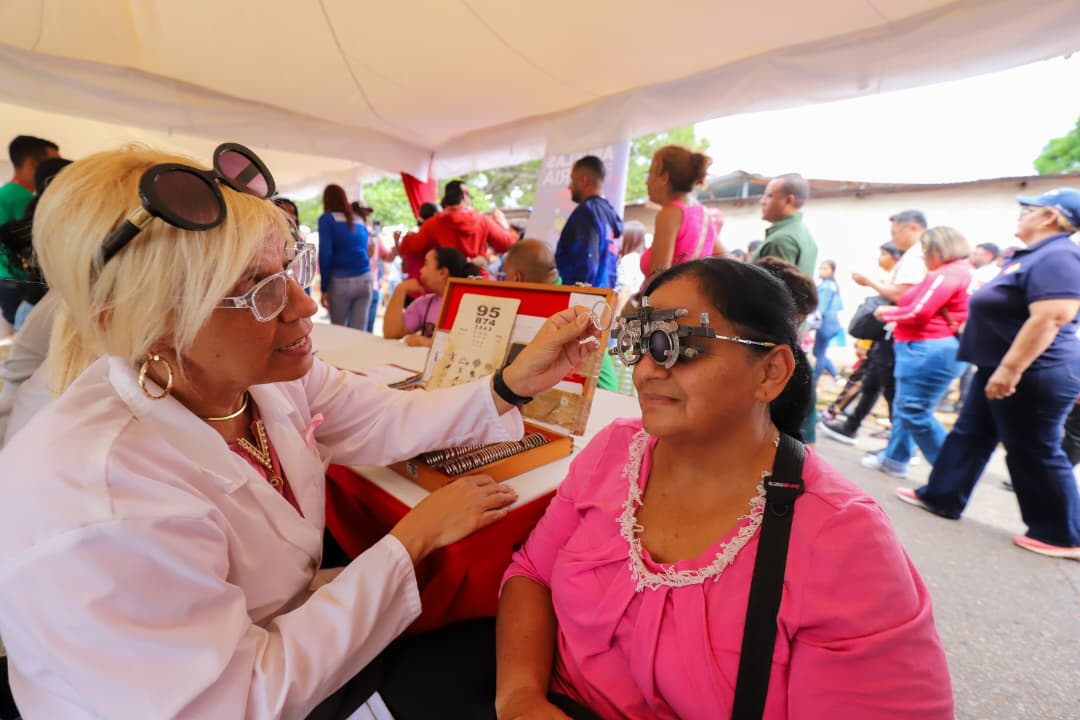 Ministro Leal Tellería y gobernador Luna lideran Jornada Comunal Militar Navideña 4 jornada4