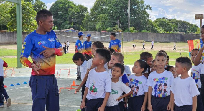 Alcaldía impulsa actividades deportivas en las escuelas de Maturín
