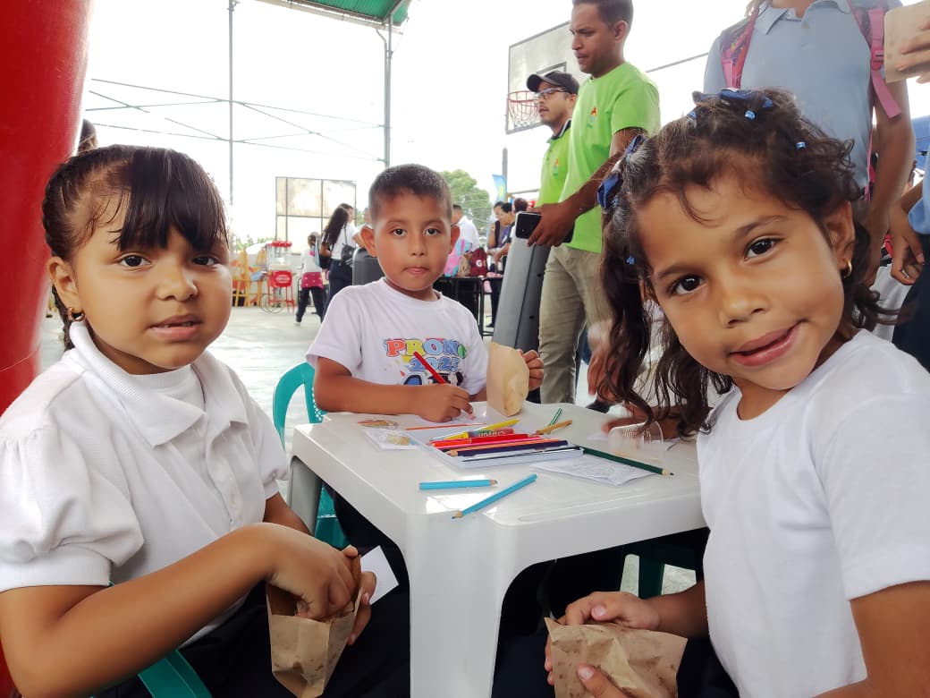 Idenna celebra 36 años de la Convención sobre los Derechos del Niño 3 ninos3