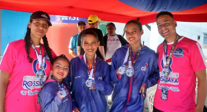 Dos medallas de oro lleva Monagas en el Nacional de Natación Artística