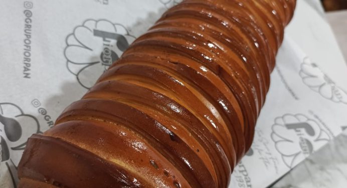 Elaboran pan de jamón por encargo en Maturín