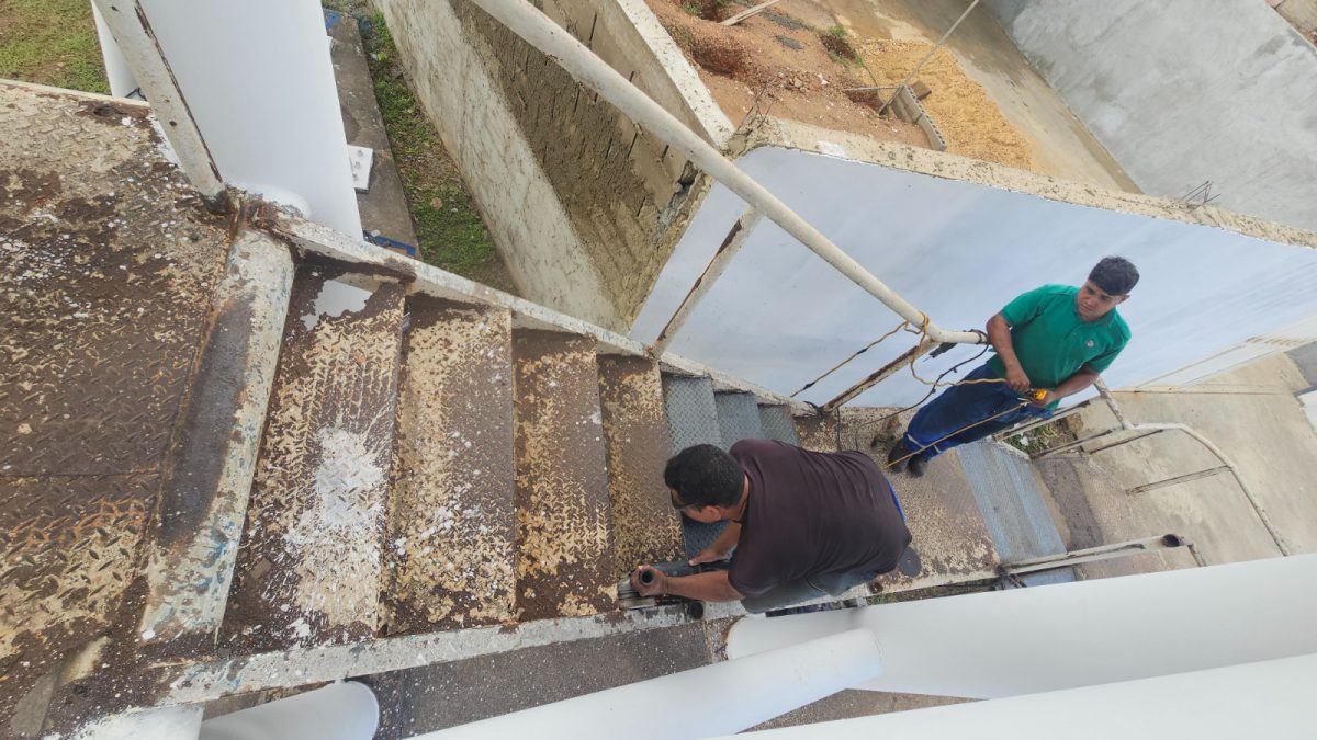 Avanza rehabilitación de la pasarela de la avenida Bella Vista 5 pasarela5