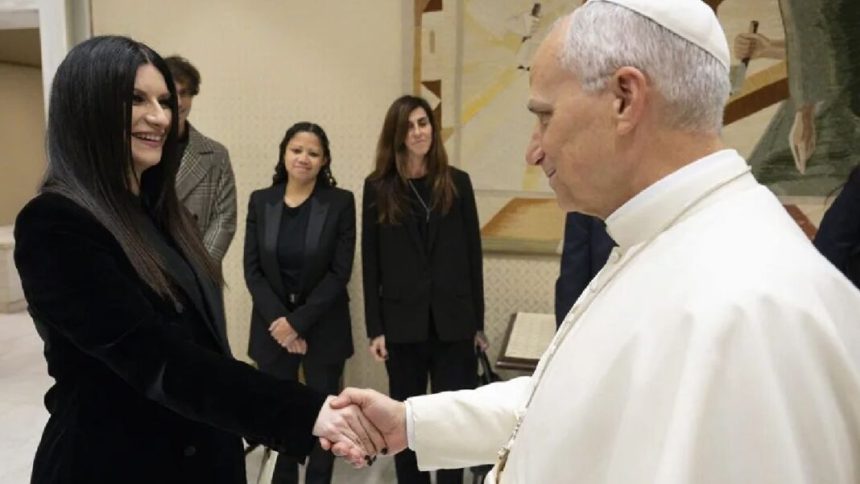 Laura Pausini le regala una canción inédita al Papa León XIV 1 pausini