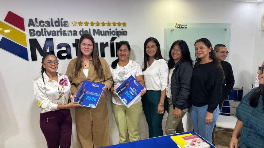 Alcaldesa Ana Fuentes entregó ordenanza de presupuesto 2026 1 presupuesto