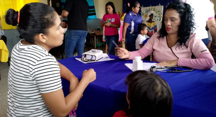 Salud va a la Escuela atendió a más de 500 estudiantes de la U.E. Negra Matea en Maturín