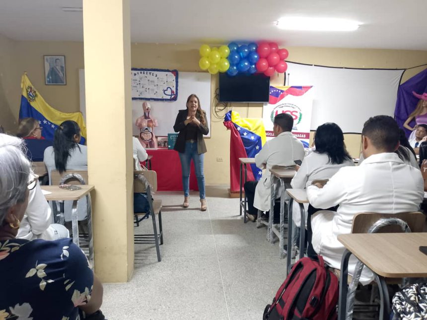 Fortalecerán formación de 4 mil estudiantes de la Universidad de la Salud 1 salud