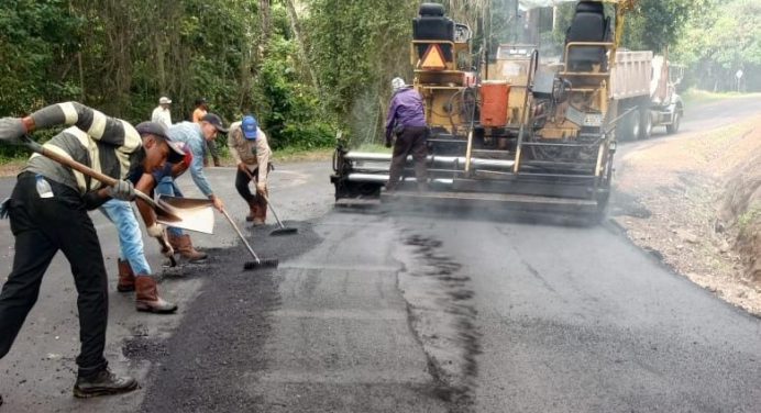 Gobernador Luna transforma Caripe y Acosta con una vía segura y moderna