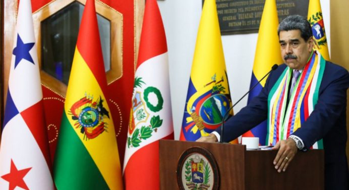 Jefe de Estado anuncia una nueva ley contra la piratería en los mares del mundo