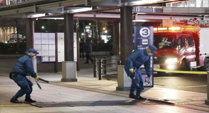 Apuñalamiento masivo en fábrica en Tokio deja 15 heridos