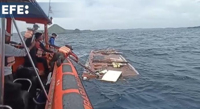 Indonesia retoma la búsqueda de un español y sus tres hijos tras naufragio