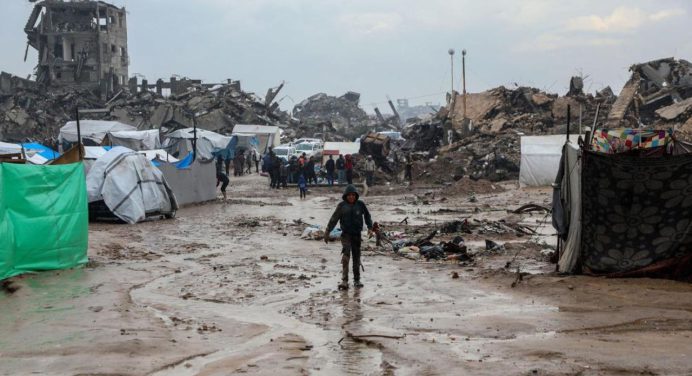 Fuerte temporal en Gaza: 11 víctimas por colapsos de ruinas