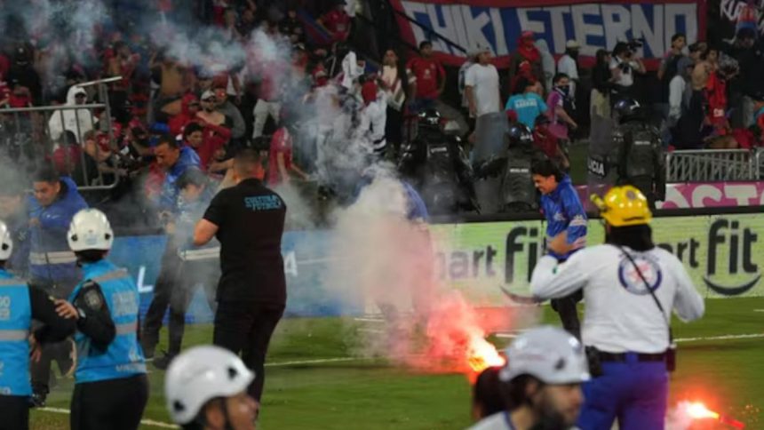 Disturbios en el estadio de Medellín tras final de Copa Colombia deja 50 heridos 1 Copa Colombia