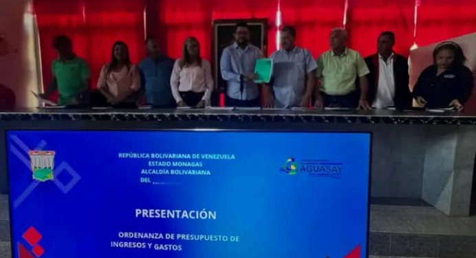 Alcalde de Aguasay presenta el Proyecto de Presupuesto de Ingresos y Gastos 2026