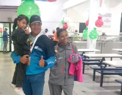 Atletas de Monagas conocen sitios turísticos en San Cristóbal 2 atketas 3