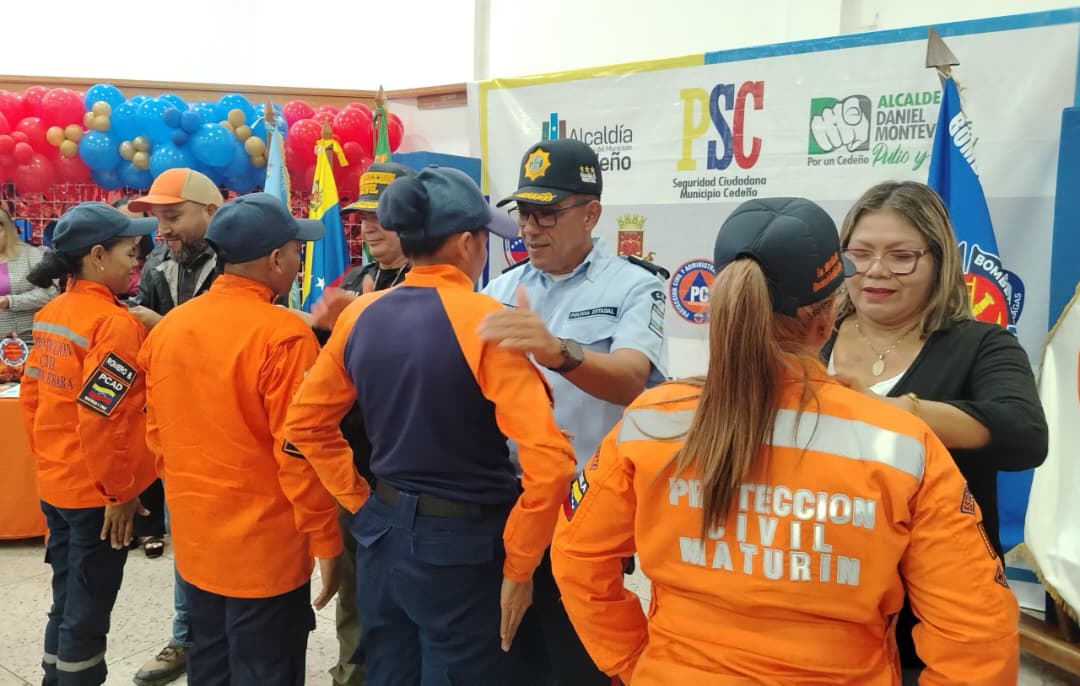 Reconocen labor de los funcionarios de Protección Civil y Bomberos en Cedeño 5 cedeno54