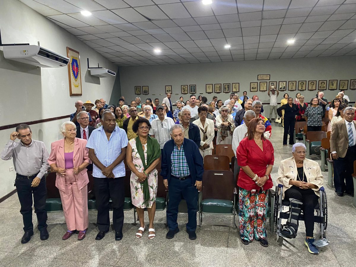 Reconocimiento ciudadano distinguió en su VII entrega a 26 personalidades de Monagas 2 colegio2