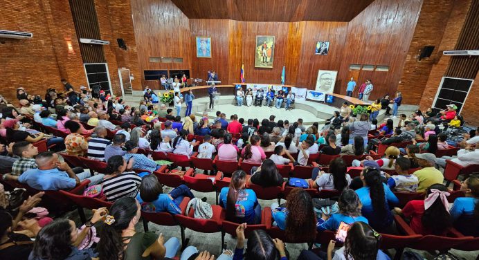 Consejo Legislativo rindió homenaje a las personas con discapacidad en su día