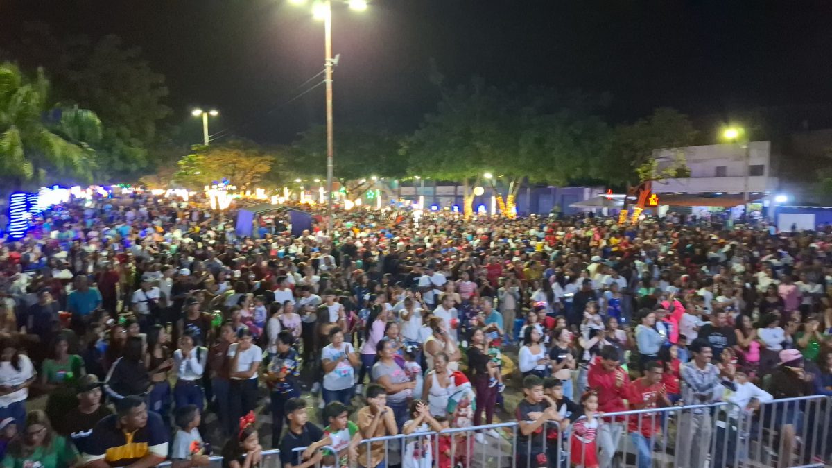 Criollo House encendió la Navidad en Temblador 3 libertador3