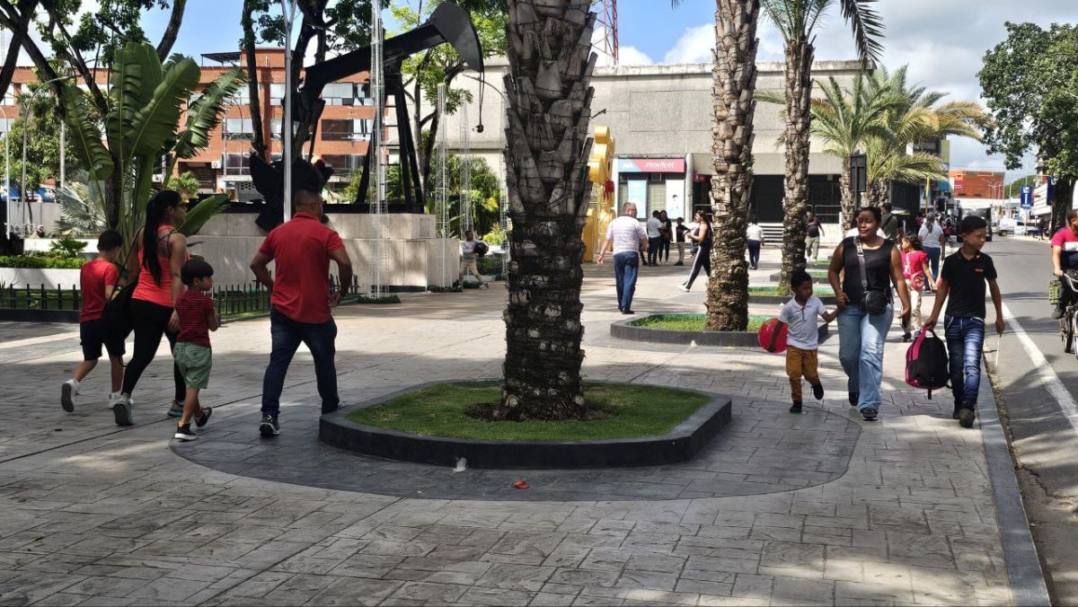 Maturineses se alistan para celebrar la Navidad en familia 2 maturin