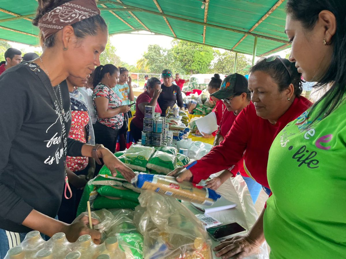 Mercal lleva despliegue de "Amor y prosperidad alimentaria" a 4 municipios 4 mercal4