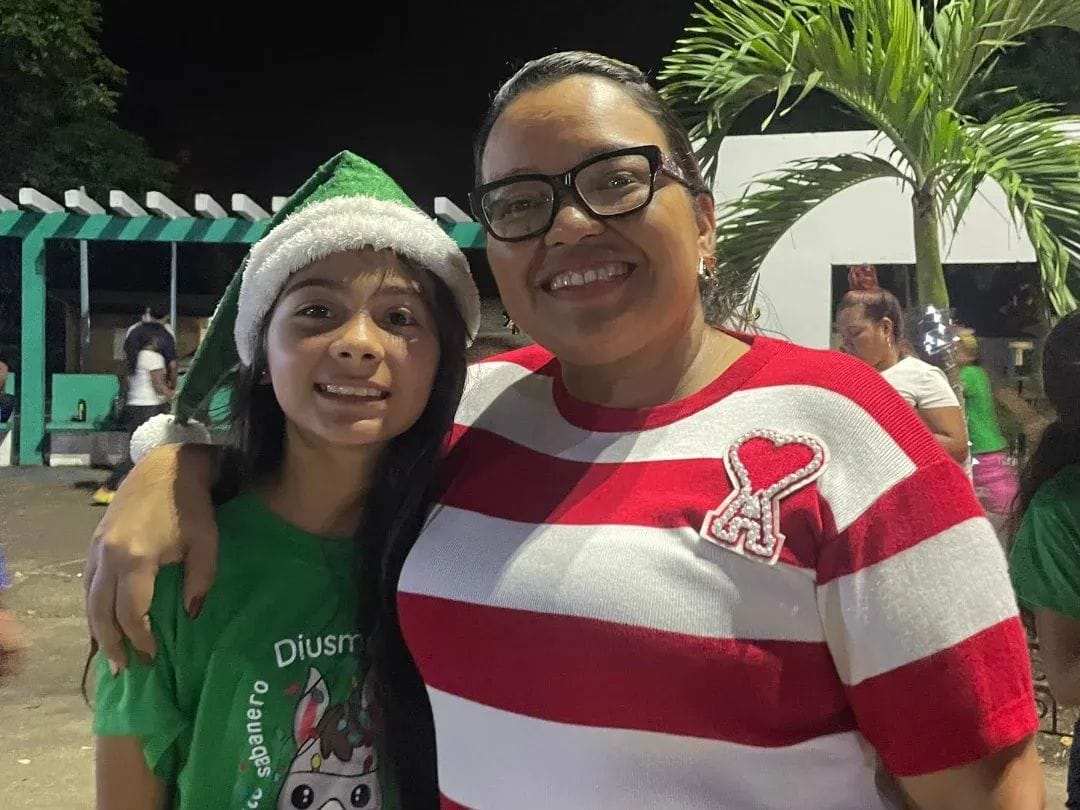 Morón encendió la magia de la Navidad en la Plaza Bolívar 6 moron1