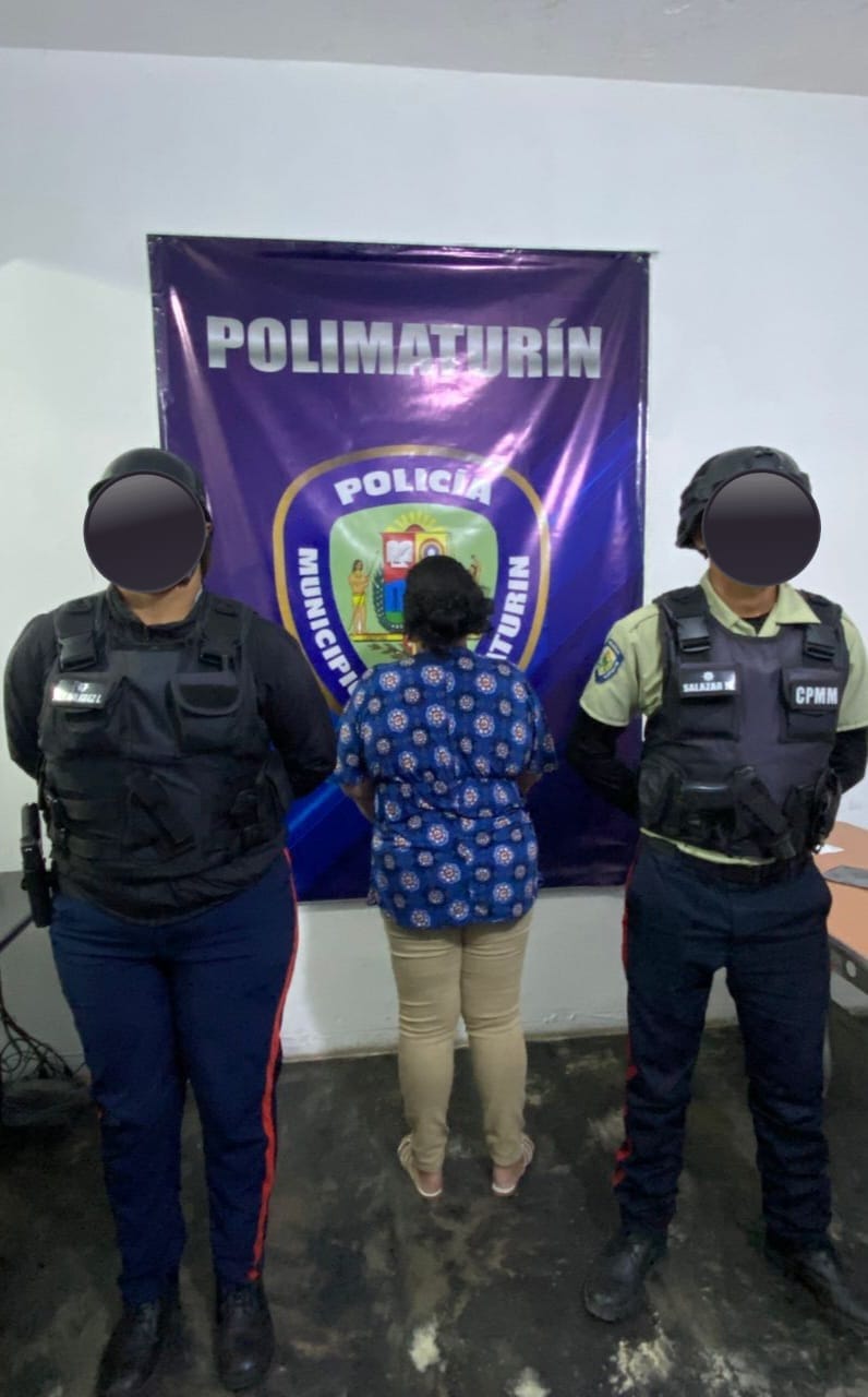 Polimaturín arrestó a una mujer por agredir a otra fémina 1 mujer