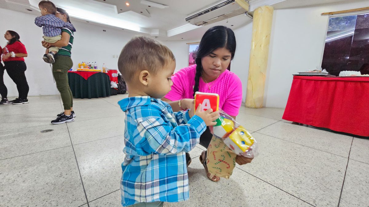 Niños, niñas y adolescentes del Samanna celebran fiesta de Navidad 5 ninos5