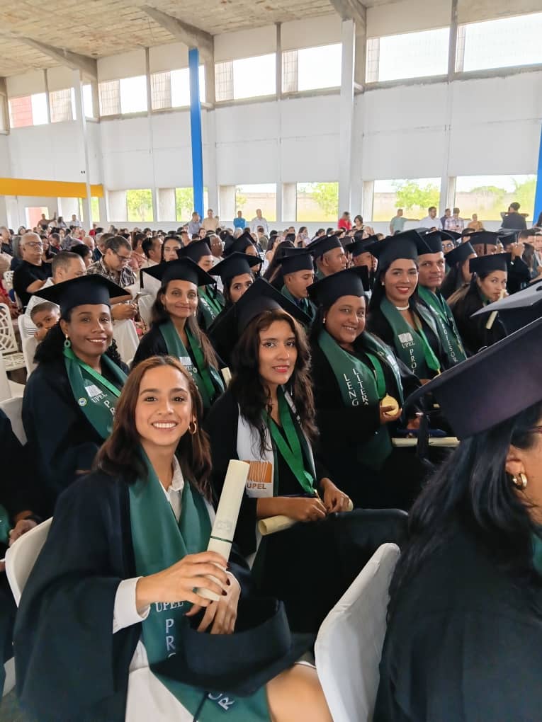 155 profesionales de la Educación egresan de la II Promoción 2025 Profesor Oscar Quintero 4 nuevos profesores