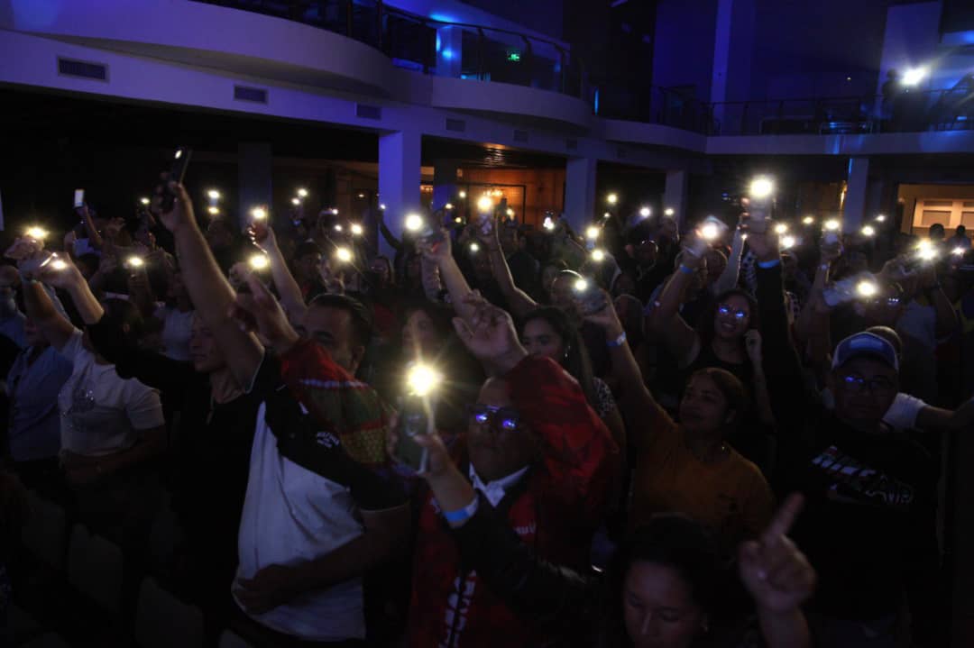 El Psiqui Tour 2025 de Buena Fe y Omar Acedo hizo vibrar a Monagas 5 publico5 1