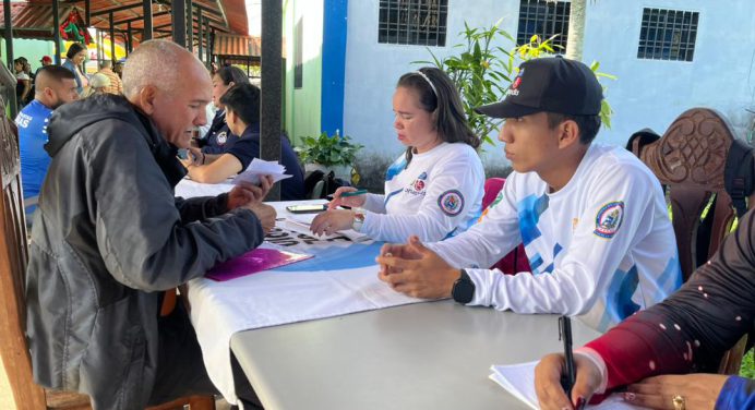 Punto Patrio Fijo brindó 602 atenciones integrales a maturineses en jornada asistencial