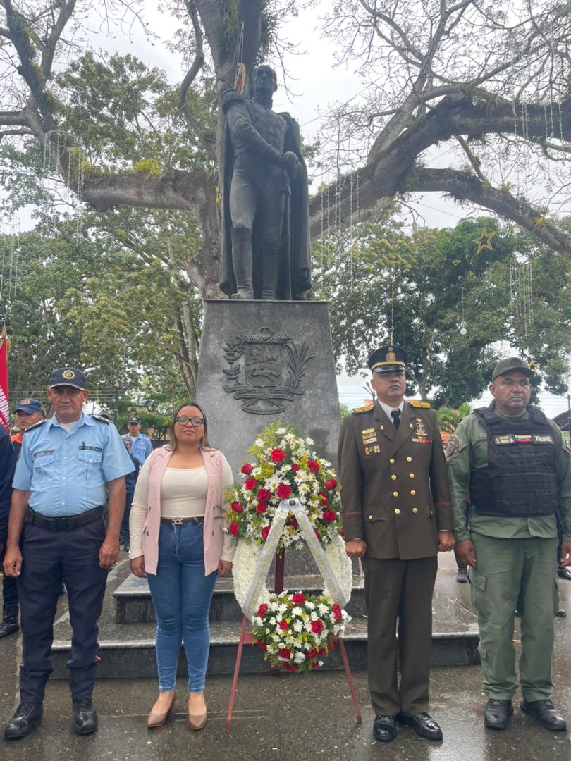 En Santa Bárbara rindieron honores al Padre de la Patria a 195 años de su muerte 4 santa3