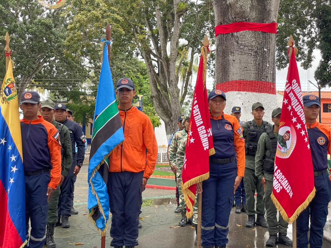 En Santa Bárbara rindieron honores al Padre de la Patria a 195 años de su muerte 5 santa4