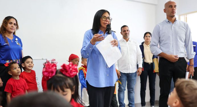 Delcy Rodríguez reafirma la soberanía e independencia de la República