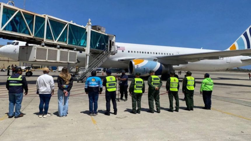 Aterrizó el vuelo 103 del plan Vuelta a la Patria con 128 migrantes 1 Vuelta a la Patria